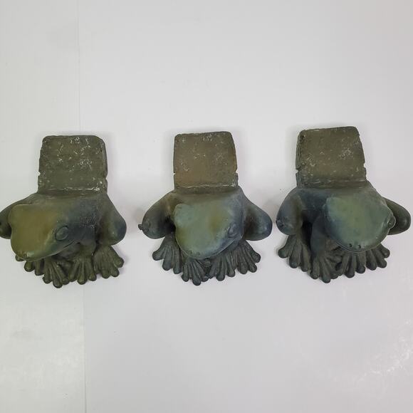 Vintage (Set of 3) 1999 Figi Graphics Frog Flower Pot Risers - Picture 4 of 12